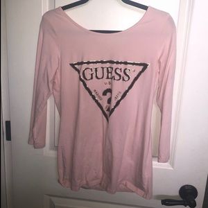 Guess pinkish logo top scoop back neck